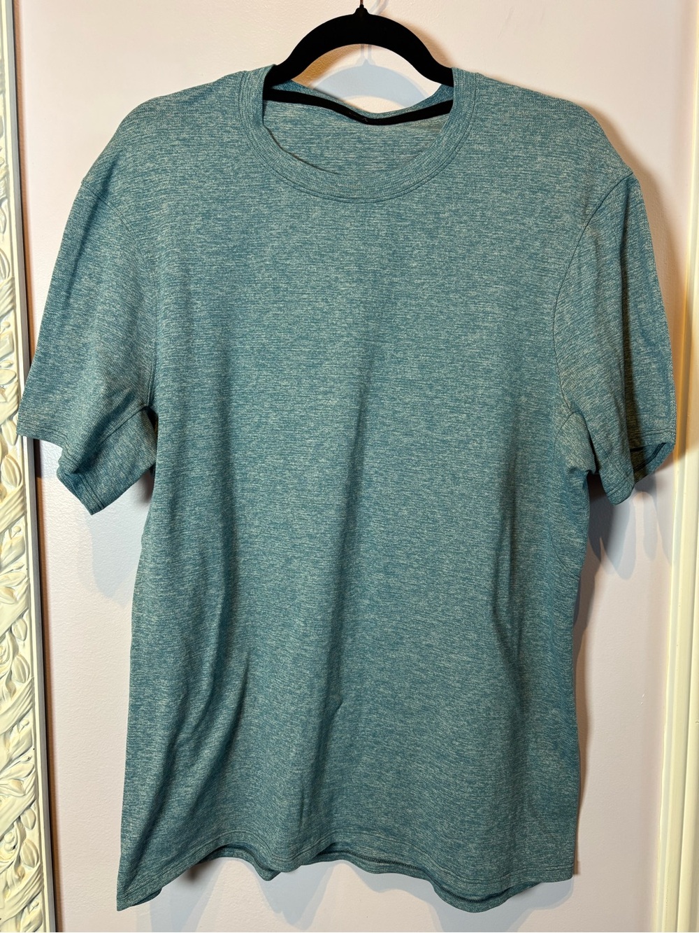lululemon athletica Men's Heather Teal Short Sleeve Tee